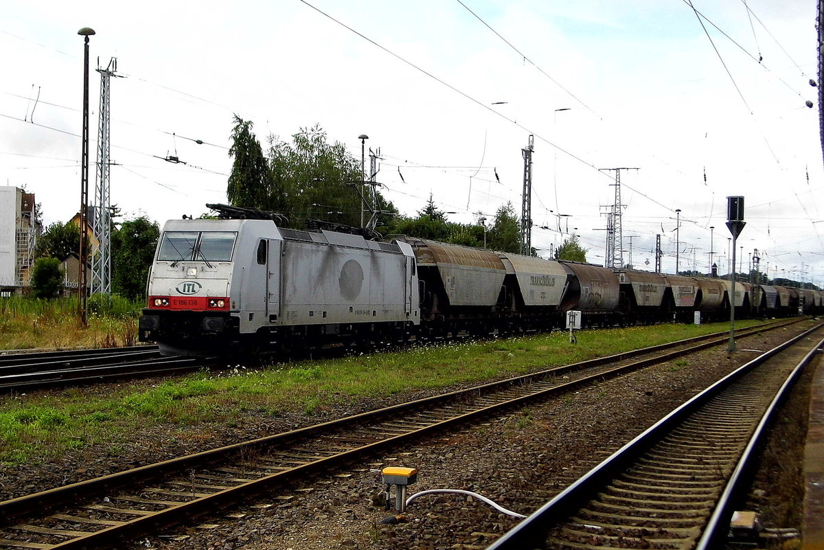 Am 17.07.2016 kam die E 186 138 von der ITL aus Richtung Salzwedel nach Stendal und fuhr weiter in Richtung Magdeburg .