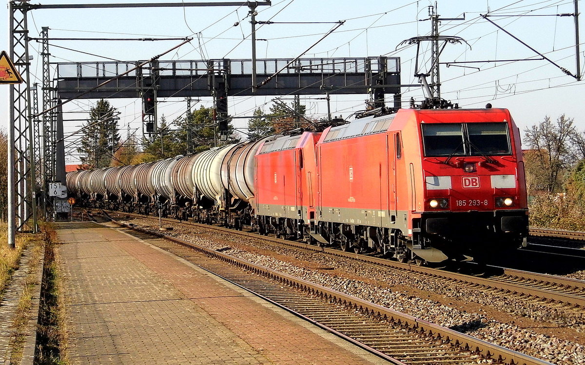Am 18.02.2019 kamen die 185 293-8  und die 185 247-4 von DB Cargo Deutschland AG, aus Richtung Braunschweig nach Niederndodeleben und fuhr weiter in Richtung Magdeburg .
