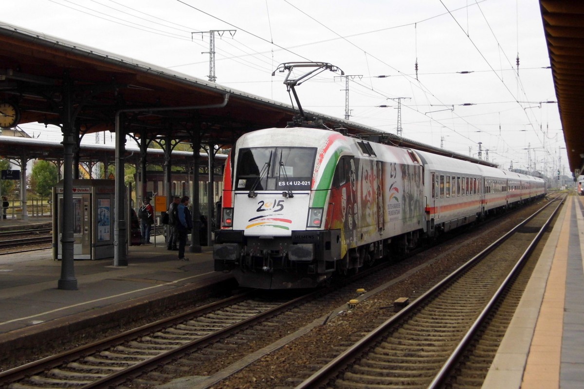  Am 18.10.2015 kamen die 182 507 und die 182 521-5 von der DB (MRCE Dispolok)aus Richtung Berlin nach Stendal und fuhr weiter in Richtung Hannover .