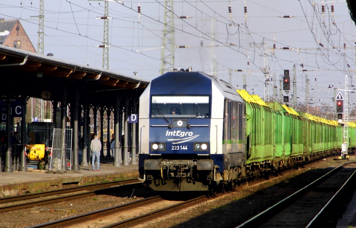Am 19.03.2015 kam die 223 144 von der IntEgro (Press) aus Richtung Magdeburg nach Stendal und fuhr weiter in Richtung  Niedergörne .