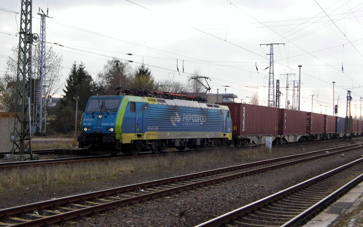 Am 19.03.2016 kam die 189 205 von der PKP Cargo (MRCE Dispolok) aus Richtung Hannover nach Stendal und fuhr weiter in Richtung Berlin .