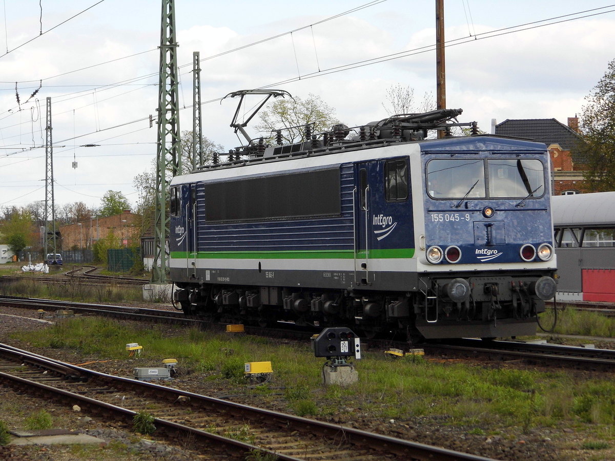 Am 19.04.2017 kam die  155 045-9 von der IntEgro (Press) aus Richtung Magdeburg nach Stendal und fuhr weiter in Richtung Borstel .