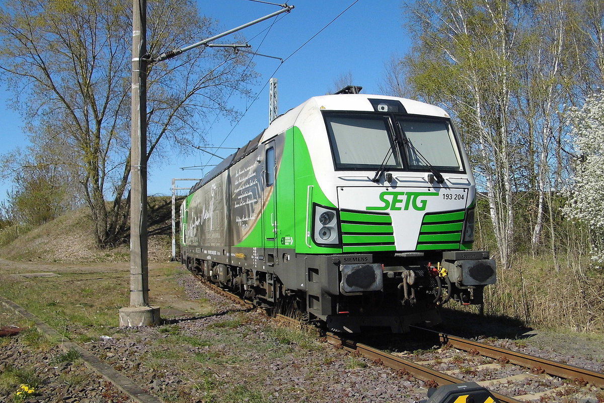 Am 19.04.2020 war  die 193 204-5  von der SETG (ELL) in Borstel abgestellt .