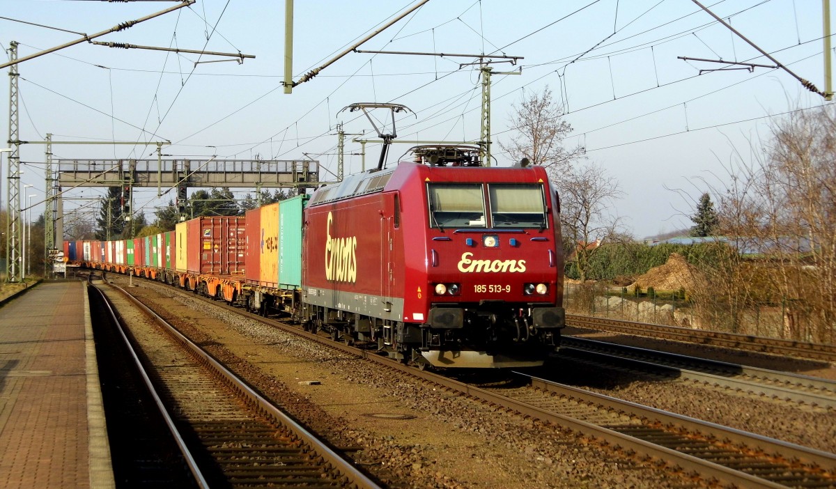 Am 20.02.2015 kam die 185 513-9 von der Emons aus Richtung Braunschweig nach Niederndodeleben und fuhr weiter in Richtung Magdeburg .