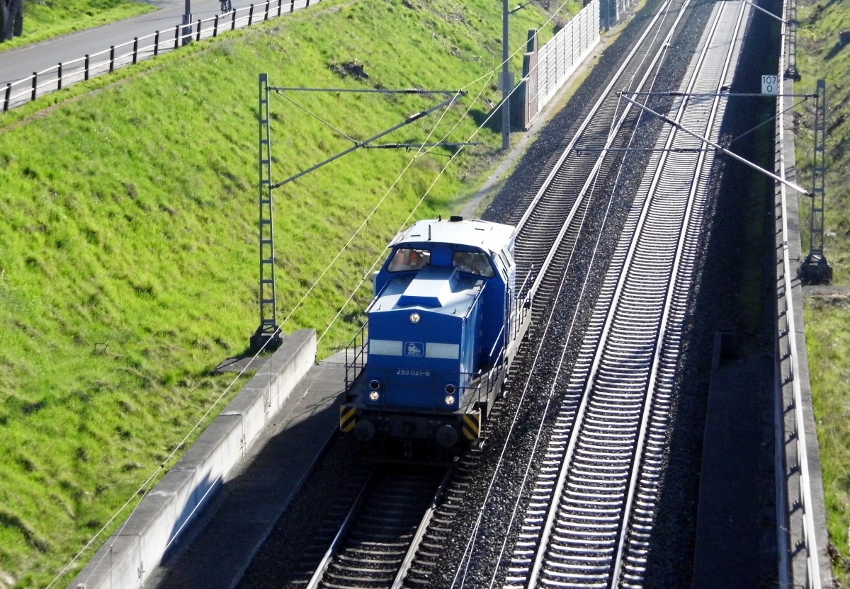Am 20.04.2015 kam    die 293 021-6 von der Press aus Richtung Stendal und fuhr weiter nach Hannover .