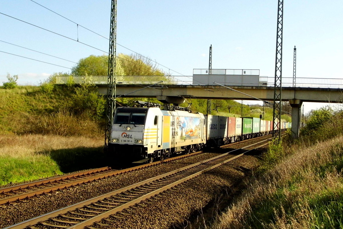 Am 20.04.2016 kam die  E 186 181-4 von der HSL Logistik (Railpool) aus Richtung Magdeburg und fuhr nach Stendal .