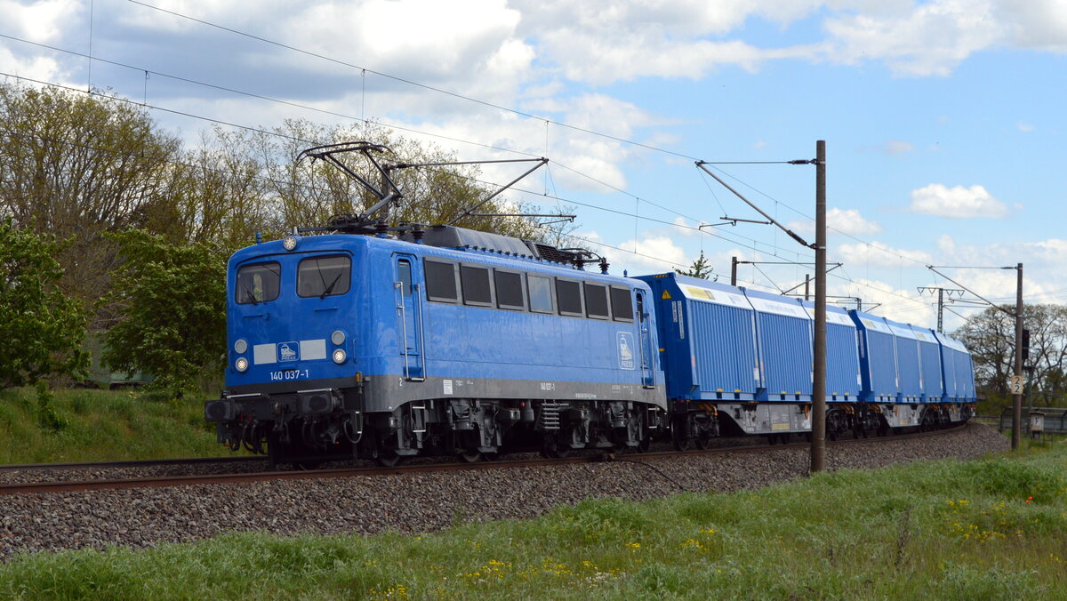 Am 21.05.2021 fuhr die 140 037-1 von der PRESS von  Stendal  nach    Borstel .