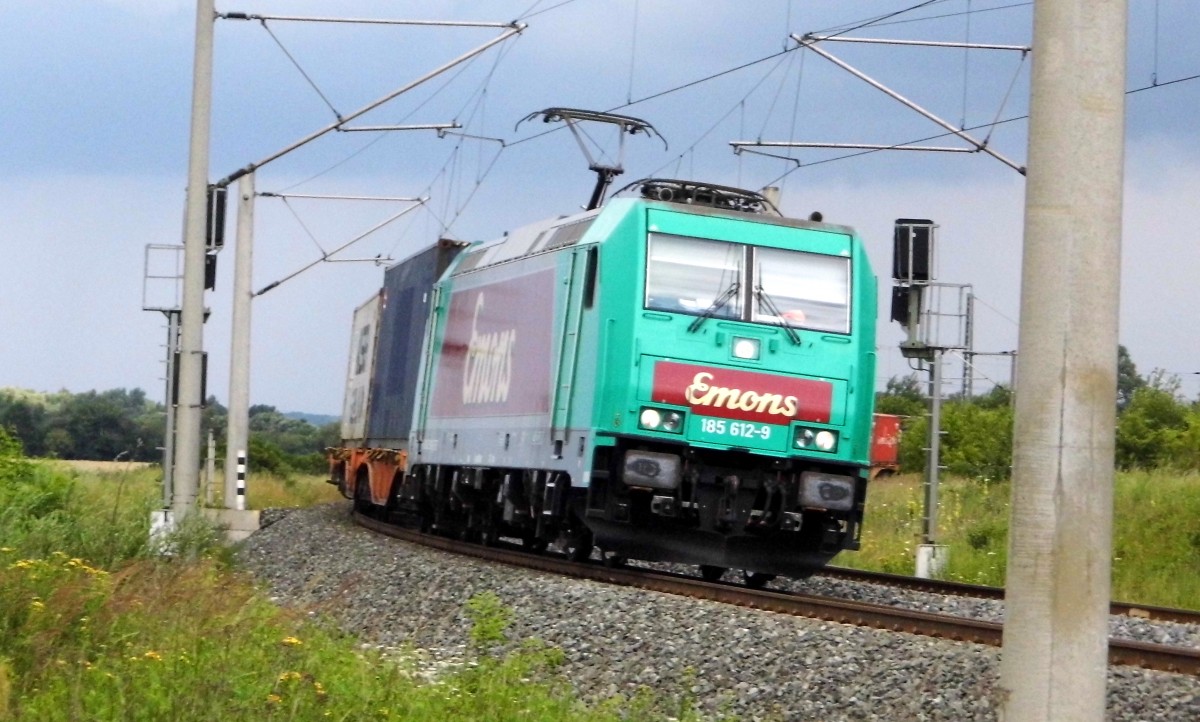 Am 21.07.2015 kam die 185 612-9 von der Emons aus Richtung Wittenberge und fuhr weiter in Richtung Stendal .