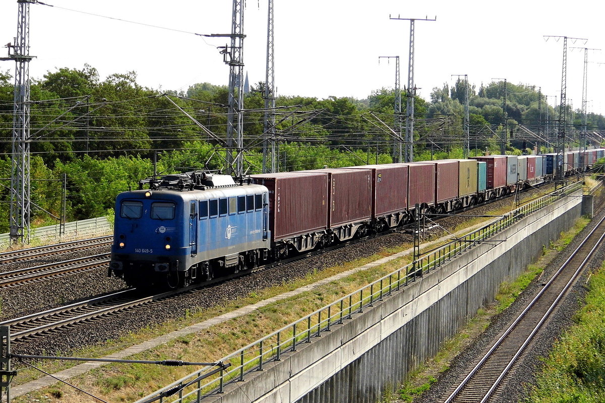 Am 21.07.2018 kam die 140 649-5 von der EGP – Eisenbahngesellschaft Potsdam   aus Richtung Stendal und fuhr weiter in Richtung Salzwedel.