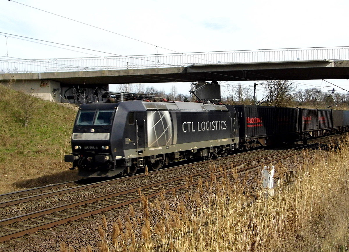 Am 22.03.2017 kam die 185 555-0  von der  CTL Logistics  ( MRCE Dispolok) aus Richtung Stendal und fuhr weiter in Richtung Braunschweig .