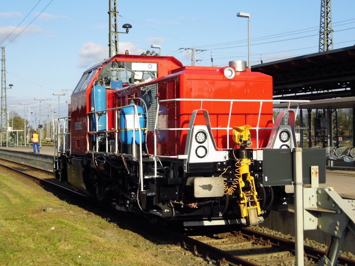 Am 22.04.2015 Testfahrten von Alstom in Stendal die  Neue 90 80 1002 004-2 von ALS Testfahrten  Zwischen  Stendal und   Rathenow .