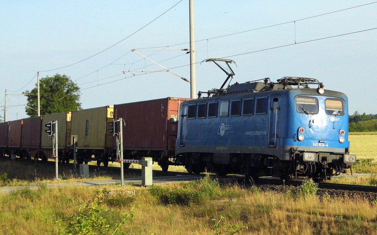 Am 22.06.2017 kam die 140 824-4 von der EGP – Eisenbahngesellschaft Potsdam,  aus Richtung Salzwedel und fuhr nach Stendal .