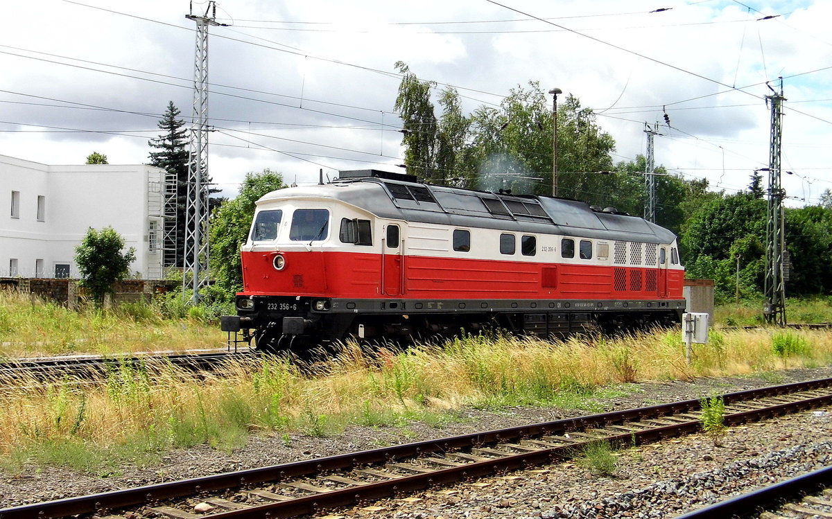 Am 22.06.2018 Rangierfahrt von der  232 356-6 von der WFL - Wedler Franz Logistik GmbH & Co. KG, in Stendal .