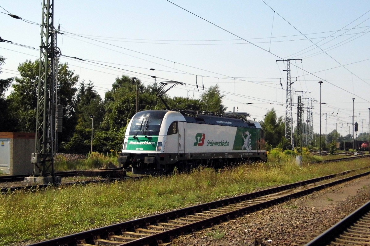 Am 22.08.2015 Rangierfahrt von der  1216 960  von der SETG (Steiermarkbahn) in Stendal .