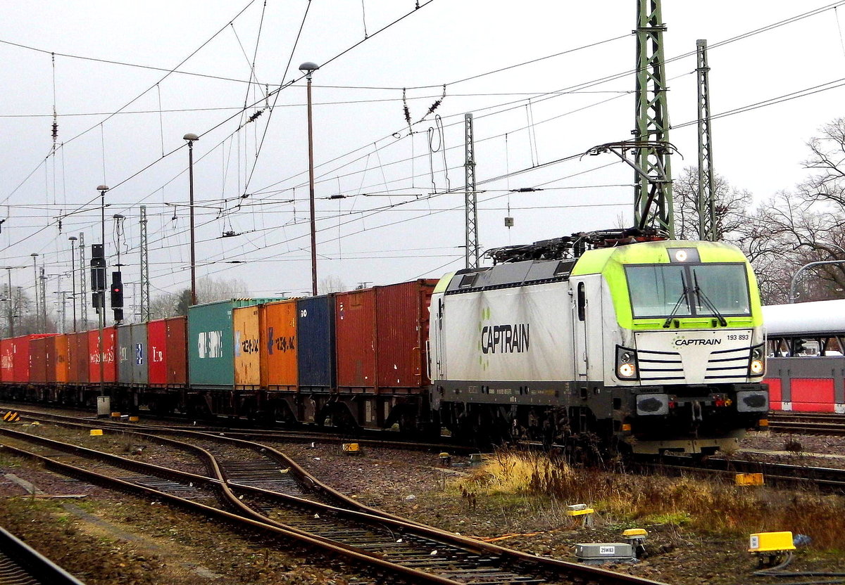 Am 23.01.2018 kam die 193 893-5 von CAPTRAIN   aus Richtung Magdeburg nach Stendal und fuhr weiter in Richtung Salzwedel .