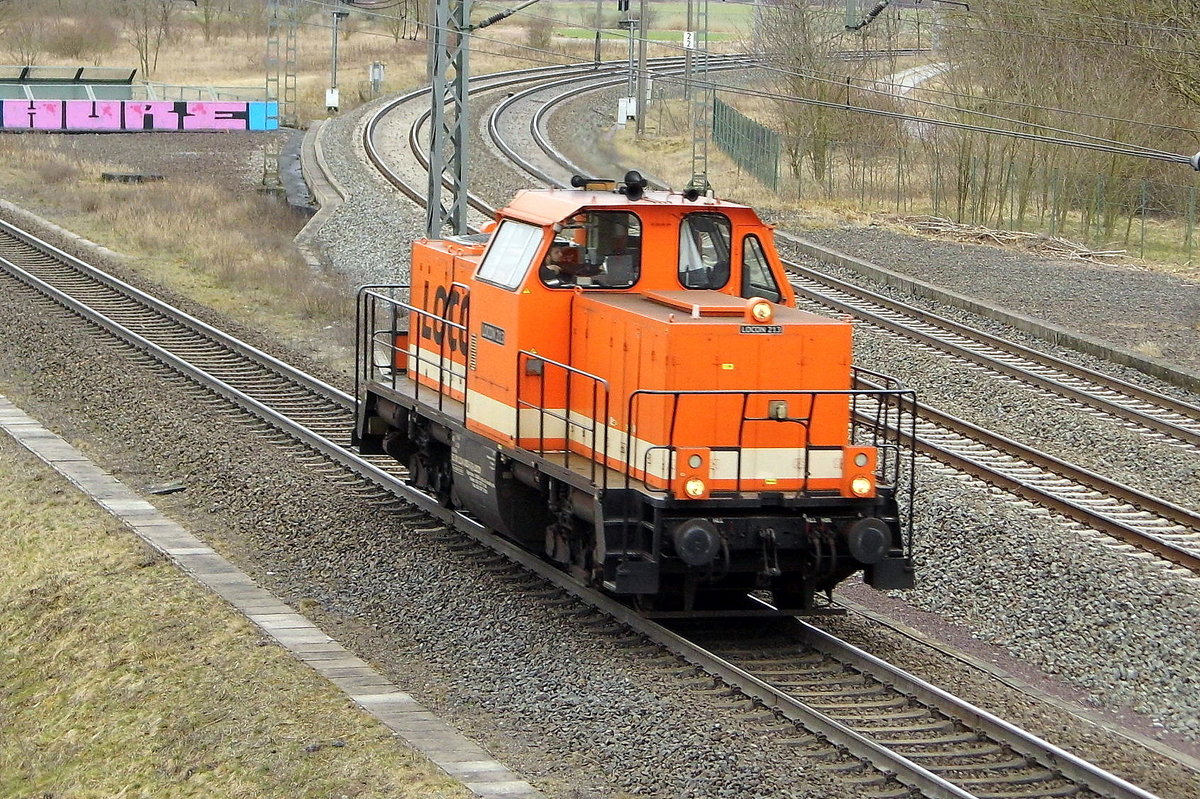 Am 23.03.2018 kam die 214 003-6  von der  LOCON LOGISTIK & CONSULTING AG,  aus Richtung Salzwedel und fuhr   nach Stendal .
