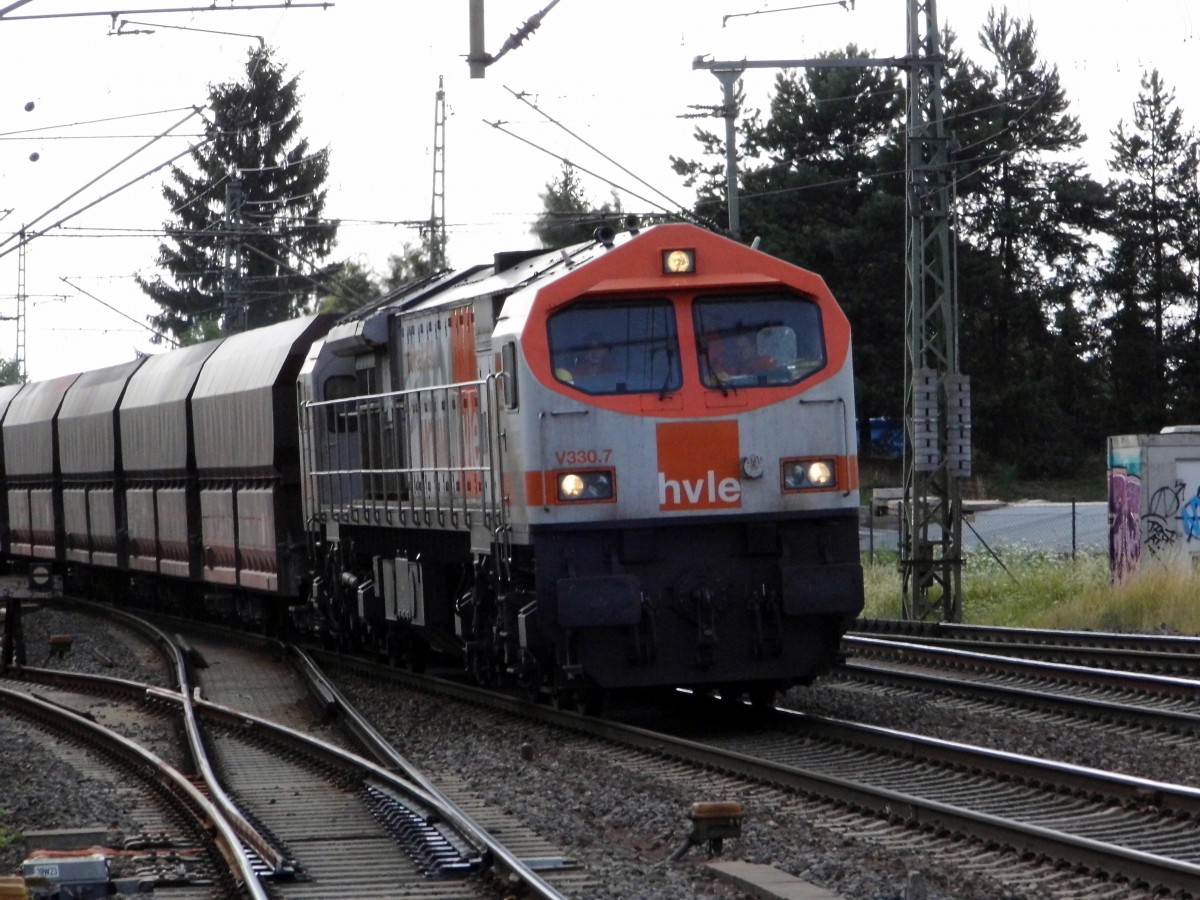 Am 23.07.2015 kam die v 330.7 von der HVLE aus Richtung Braunschweig nach Niederndodeleben und fuhr weiter in Richtung Magdeburg .