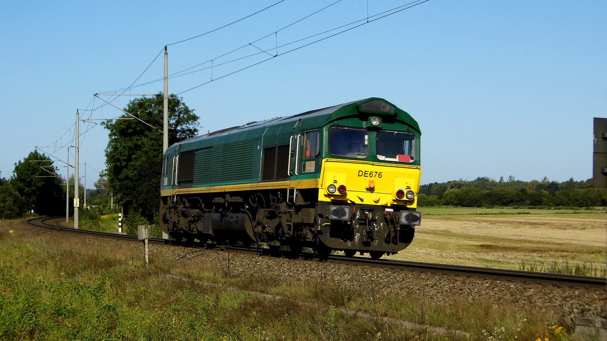 Am 23.08.2017 kam die  266 004-1 von der  BRLL - Beacon Rail Leasing S.à.r.l aus Richtung Salzwedel und fuhr nach Stendal .