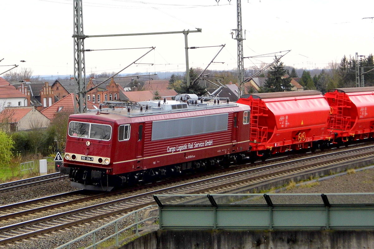 Am 23.11.2017   die 155 016-9   von der  CLR-Cargo Logistik Rail-Service, in Stendal .