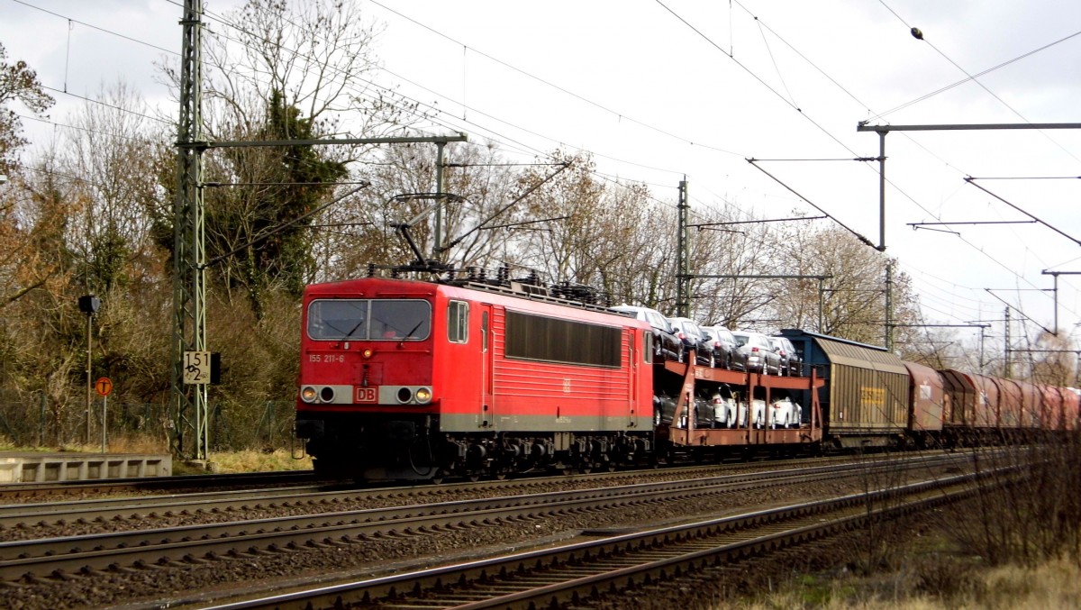 Am 24.02.2016 kam die 155 211-6 von der DB Schenker aus Richtung Magdeburg nach Niederndodeleben und fuhr weiter in Richtung Braunschweig .