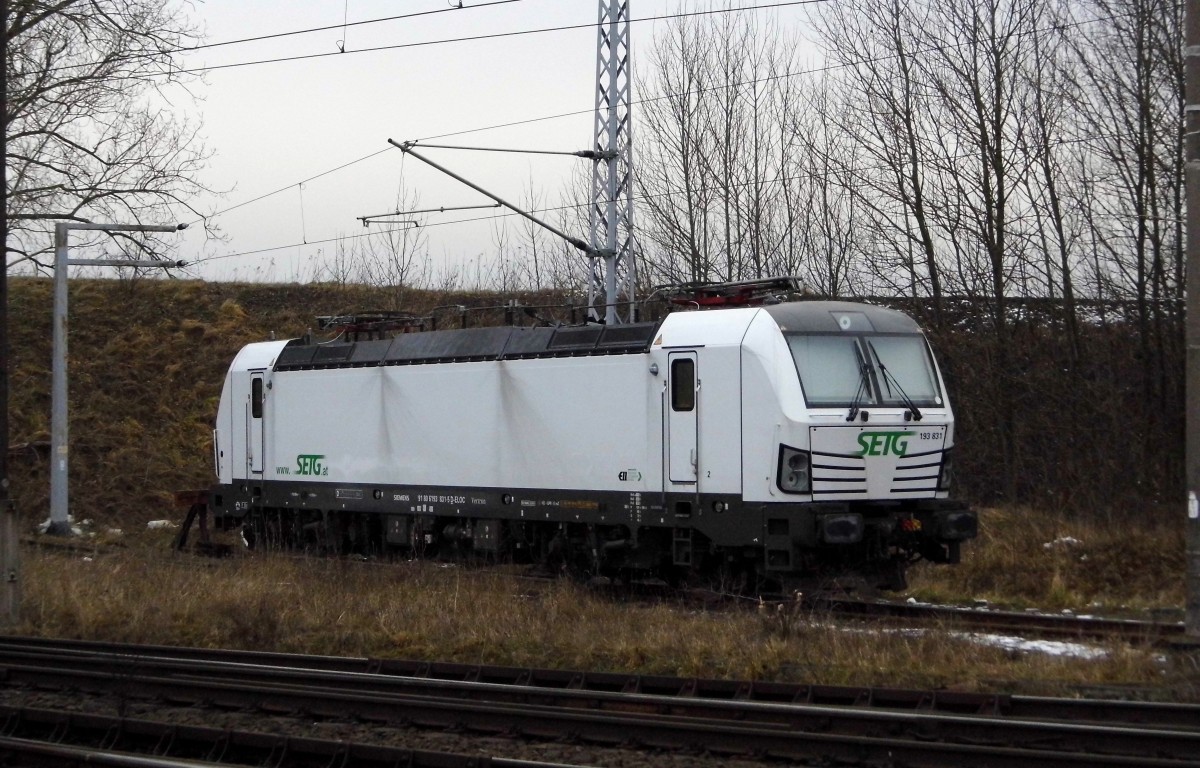 Am 25.01.2015 stand die 193 831 von der SETG (ELL - European Locomotive Leasing, bei Borstel bei Stendal .