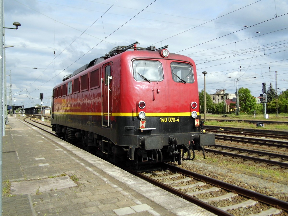 Am 25.05.2015 stand die 140 070-4 von der EBM Cargo in Stendal .