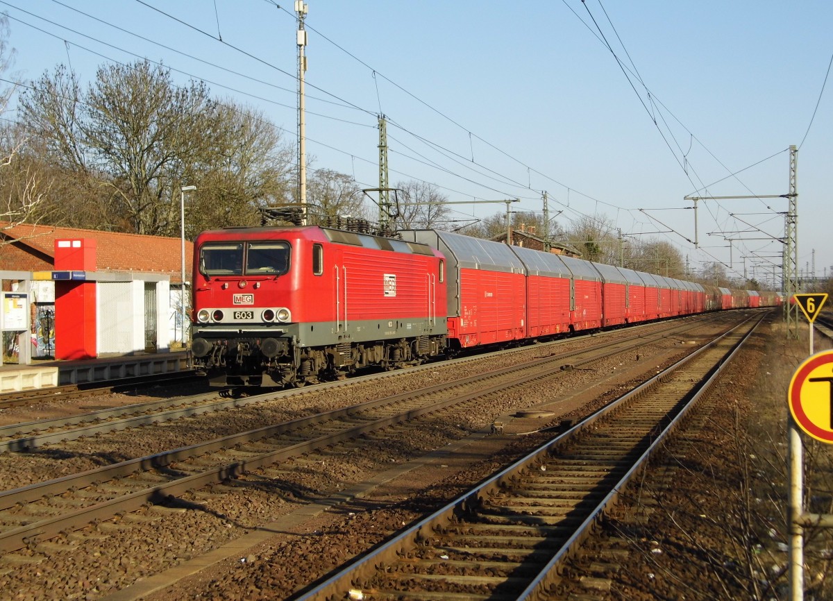 Am 26.02.2015 kam die 143 851 (603) von der MEG aus Richtung Magdeburg nach Niederndodeleben und fuhr weiter in Richtung Braunschweig .