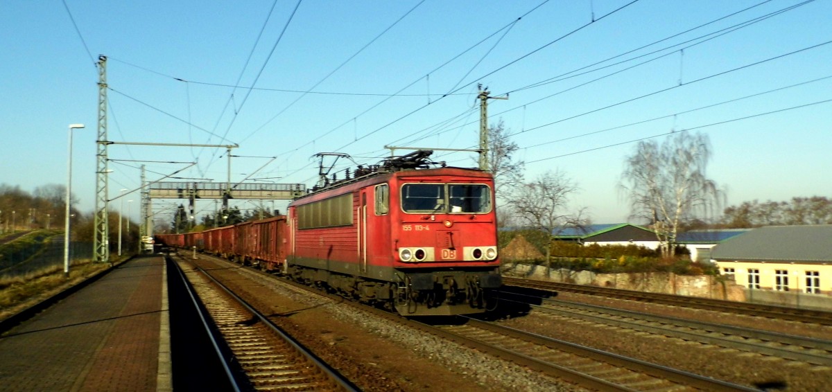 Am 26.02.2015 kam die 155 113-4 von der DB aus Richtung Braunschweig nach Niederndodeleben und fuhr weiter in Richtung Magdeburg .