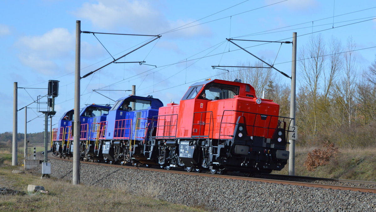 Am 26.02.2021 fuhren die 1002 102-4 und die 1002 101-6 und die 1002 103-2 und die 1002 042-2 von der ALS - ALSTOM Lokomotiven Service GmbH, von Borstel nach Stendal .