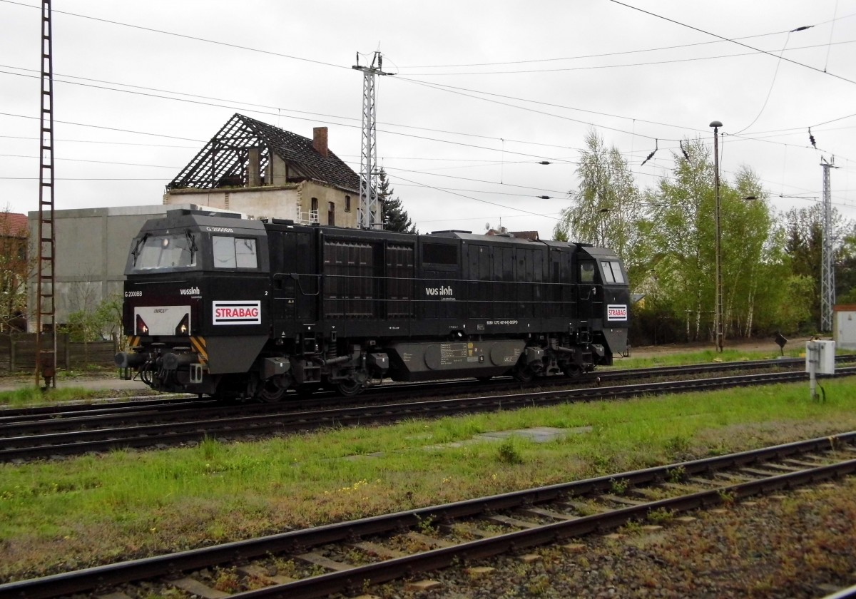 Am 27.04.2015  Rangierfahrt von der 272 407-8 von der  STRABAG ( MRCE dispolok )     in Stendal   .