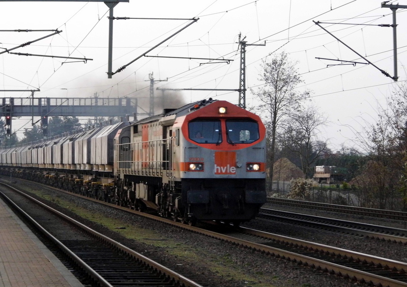 Am 27.11.2014 kam die v 330.8 von der HVLE aus Richtung  Braunschweig nach Niederndodeleben und fuhr weiter in Richtung Magdeburg . 