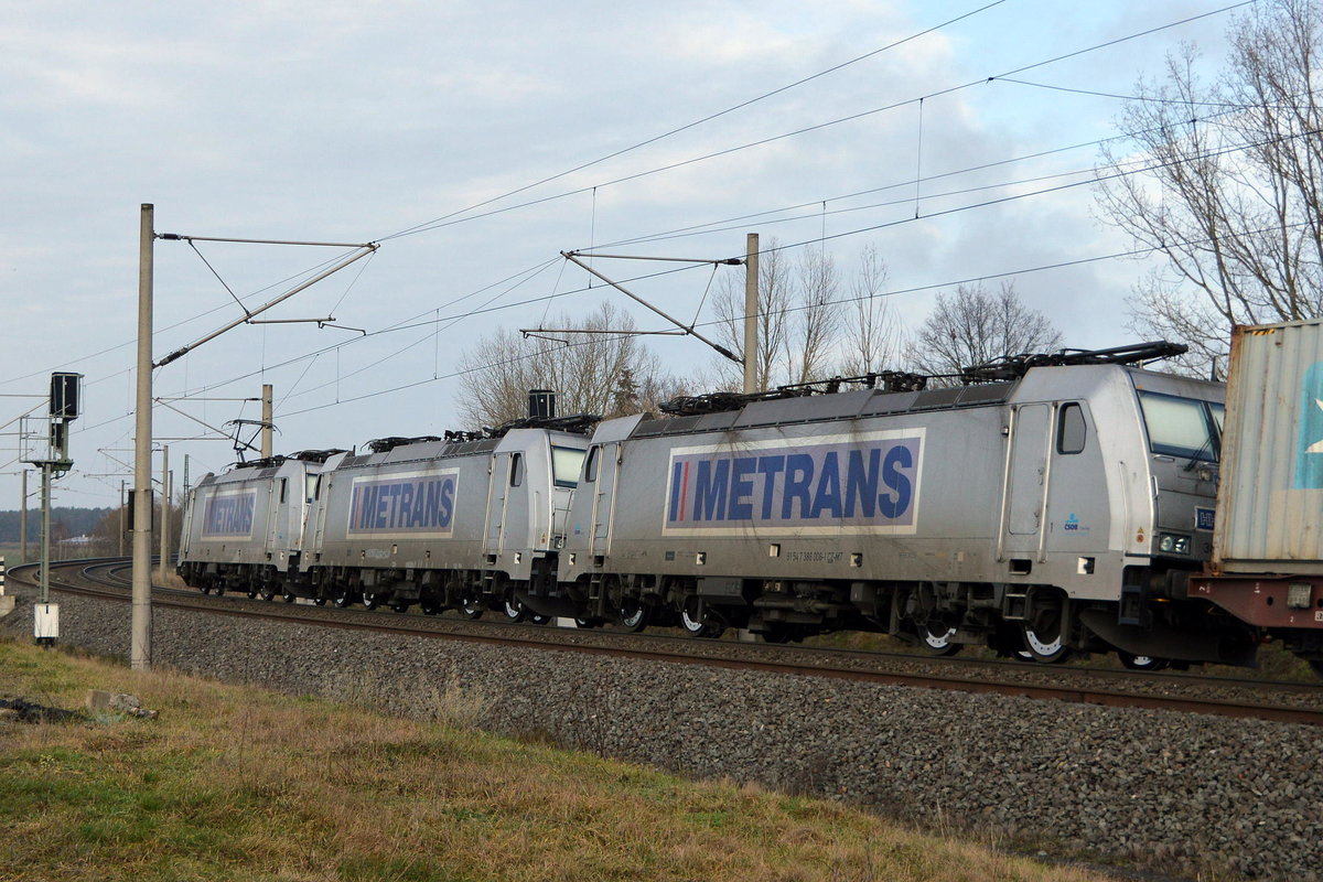 Am 28.01.2021 kamen  die 386 003-8 und die 386 017-8 und die 386 006-1 von METRANS aus Richtung Wittenberge und fuhr weiter in Richtung Stendal .
