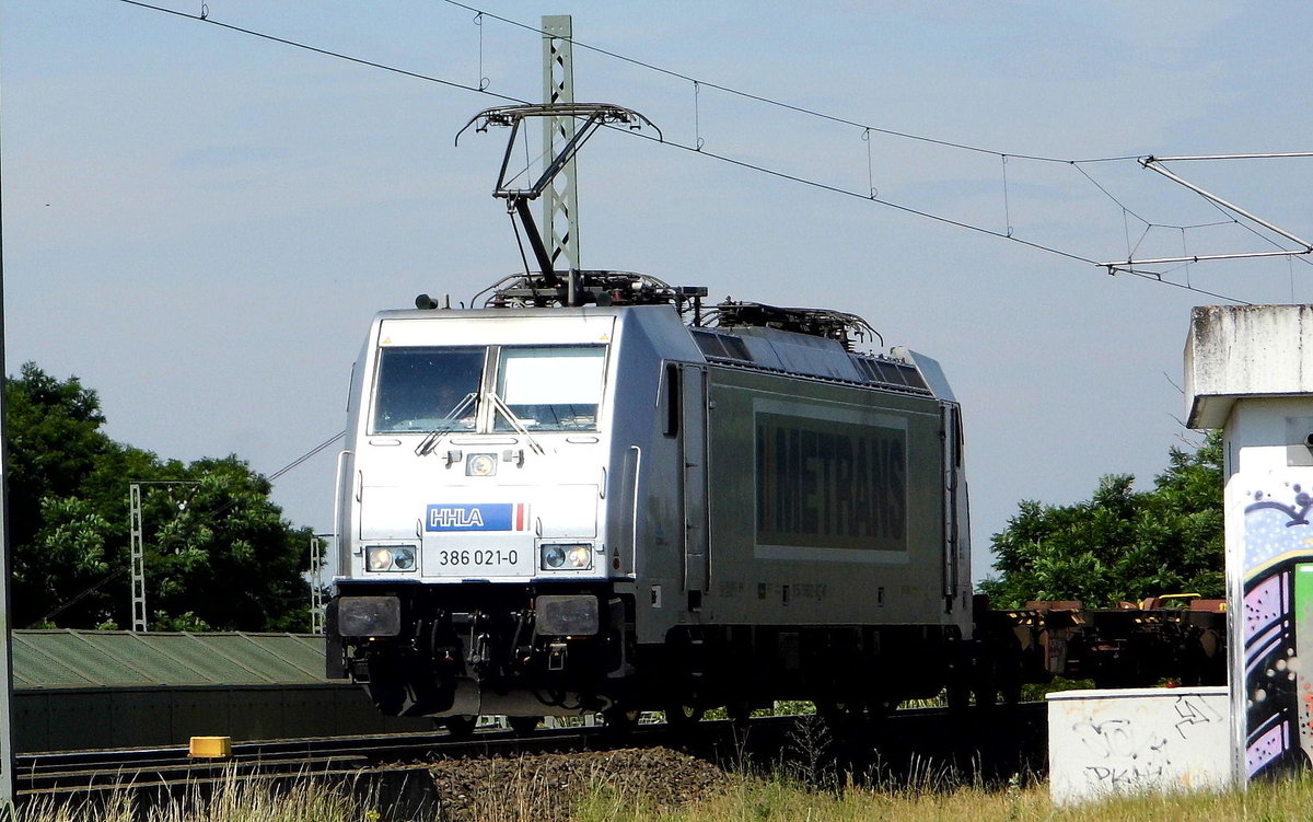 Am 28.06.2017 kam die 386 021-0 von METRANS   aus Richtung Salzwedel und fuhr nach Stendal .