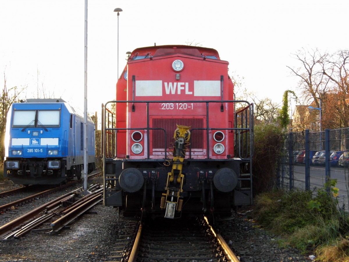 Am 28.11.2015 war die 203 120-1 von der WFL Stendal abgestellt .