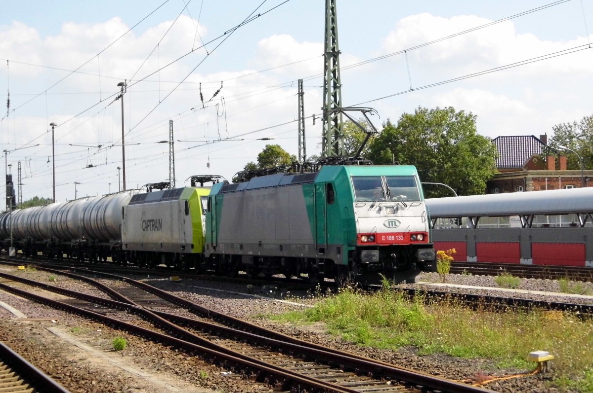 Am 29.08.2015 kamen die 145 094-9 von der CAPTRAIN (ITL) und die E 186 133 von der ITL aus Richtung Magdeburg nach Stendal und fuhr weiter in Richtung Wittenberge.