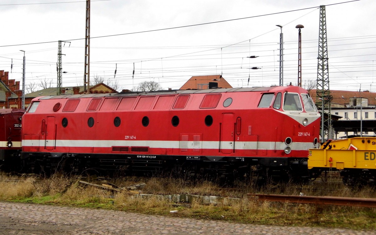 Am 30.01.2016 war die 229 147-4 von der CLR  in Stendal abgestellt .