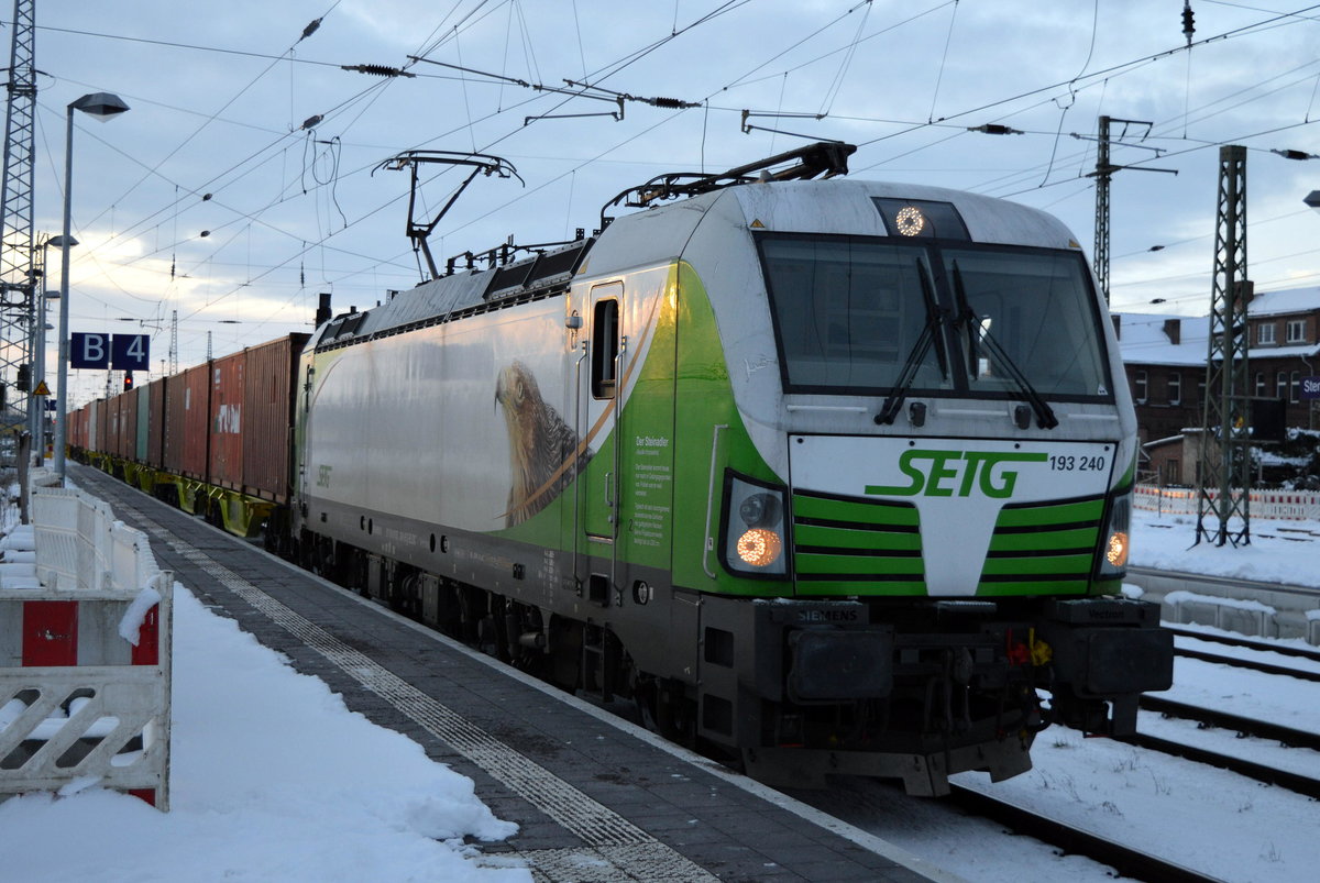 Am 30.01.2021 kam  die 193 240-9   von der  SETG (ELL)  aus Richtung Wittenberge nach Stendal und fuhr weiter in Richtung Magdeburg .