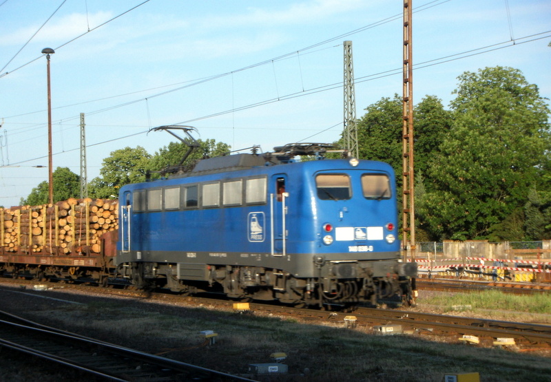 Am 30.05.2014 kam die 140 038-0 von der Press aus der Berlin nach Stendal und fuhr weiter nach Bostel bei Stendal .