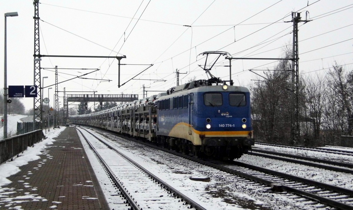 Am 31.01.2015 kam die 140 774-1 von der evb Logistik aus Richtung Braunschweig nach Niederndodeleben und fuhr weiter in Richtung Magdeburg .