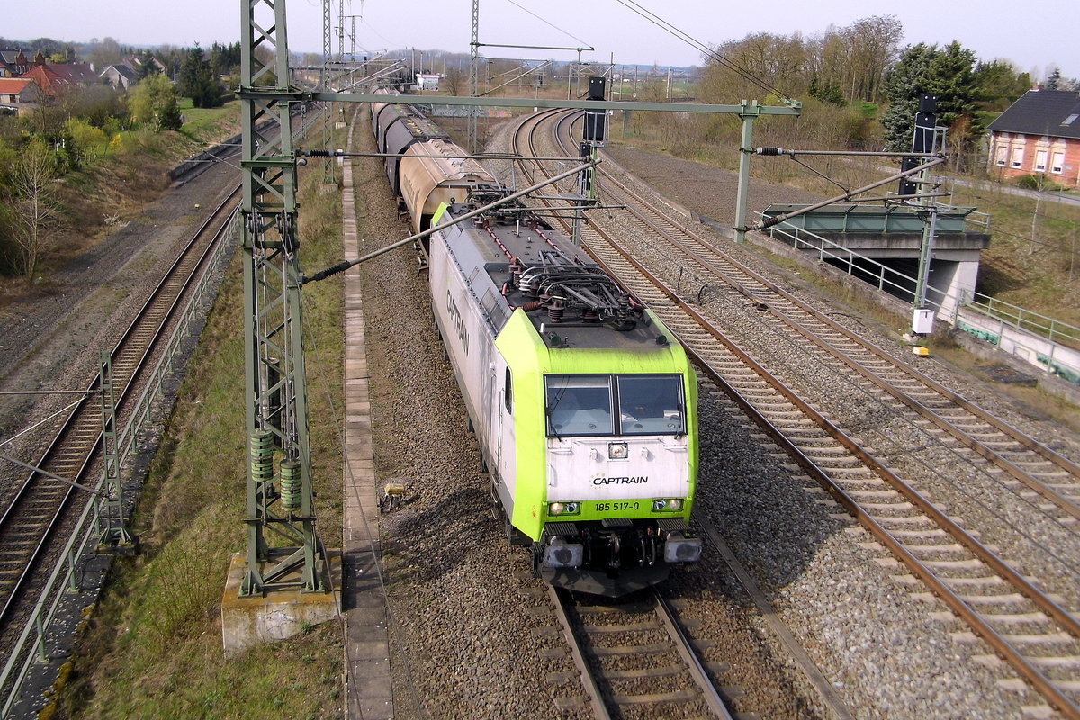 Am 31.03.2017 kam die 185 517-0 von CAPTRAIN aus Richtung Salzwedel nach Stendal .