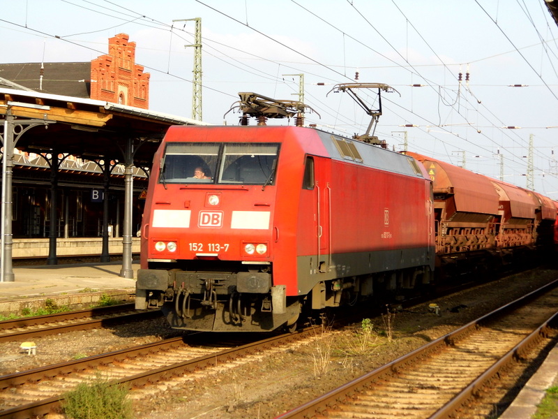 Am 5.10.2014 kam die 152 113-7 von der DB aus Richtung Magdeburg nach Stendal und fuhr weiter in Richtung Wittenberger.