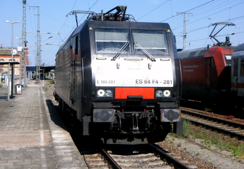 Am 9.06.2014 stand die E 189 281 von der MRCE in Stendal .