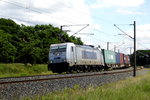 br-7-386-traxx-f/504073/am-20062016-kam-die-386-008-7 Am 20.06.2016 kam die  386 008-7 von METRANS aus Richtung Stendal und fuhr weiter in Richtung Wittenberge .