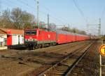 Am 26.02.2015 kam die 143 851 (603) von der MEG aus Richtung Magdeburg nach Niederndodeleben und fuhr weiter in Richtung Braunschweig .