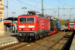 -br-6-143-dr-243-private/633329/am-13102018-stand-die-143-893-6 Am 13.10.2018 stand die 143 893-6 von der SRS - Salzland Rail Service GmbH, Schönebeck ( DB Cargo AG) Hbf Wittenberge ,