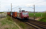 Am 18.04.2016 kam die 185 513-9   von Emons   aus Richtung Stendal und fuhr nach Magdeburg .
