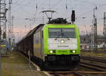 Am 13.03.2017 kam die 185 580-8 von CAPTRAIN aus Richtung Braunschweig nach Stendal und fuhr weiter in Richtung Magdeburg .