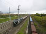 Am 29.04.2017 kam 185 557 mit einem Kesselzug aus Richtung Stendal und fuhr weiter in Richtung Uelzen.