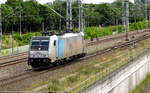 Am 28.06.2017 kam die E 186 147-5 von der HSL Logistik GmbH, (Railpool) aus Richtung Stendal und fuhr nach Hamburg .