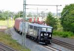 Am 1.07.2014 kam die LEW 11766 - EBS  142 145-2     aus der Richtung Wittenberge und fuhr nach Stendal .